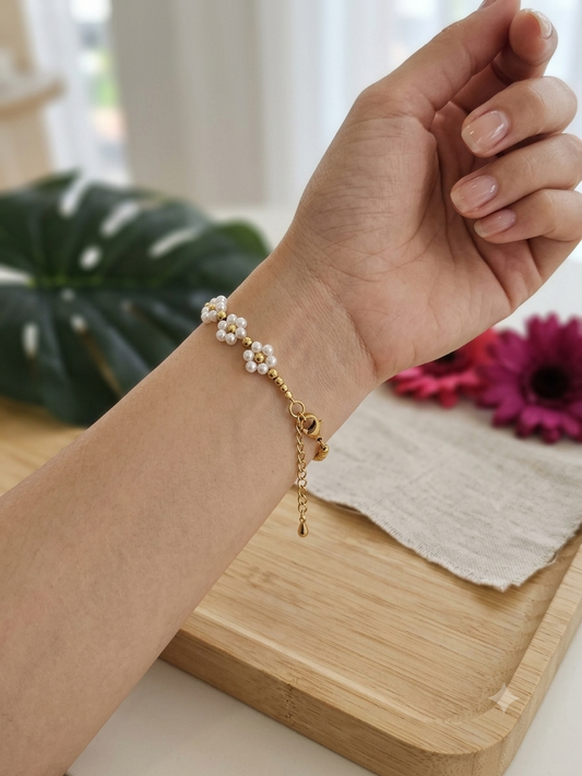 Bracelet Acier Inoxydable Doré et Fleurs de Perles  Lilas