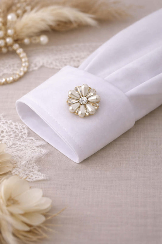 Cache bouton bijou fleur